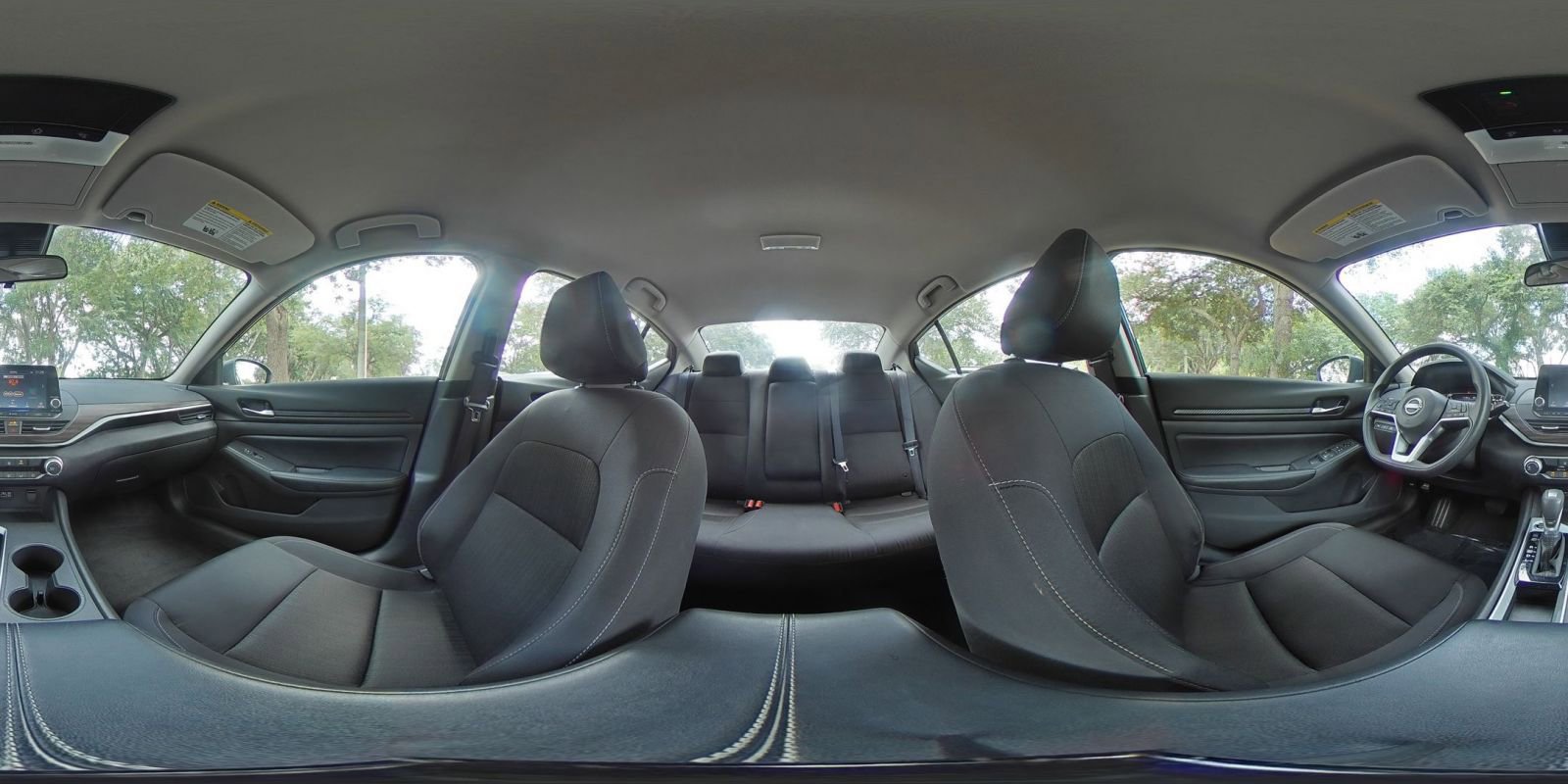 Used 2025 Nissan Altima 2.5 SV FWD image 42