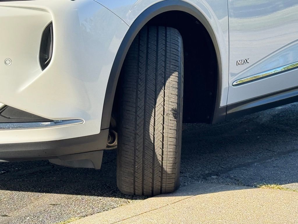 Used 2023 Acura MDX SH-AWD w/ Technology Package image 10