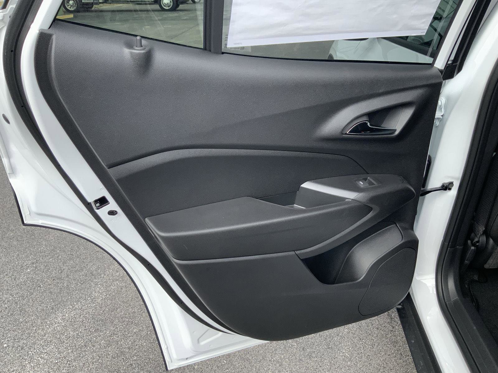 New 2026 Chevrolet Trax LT image 46