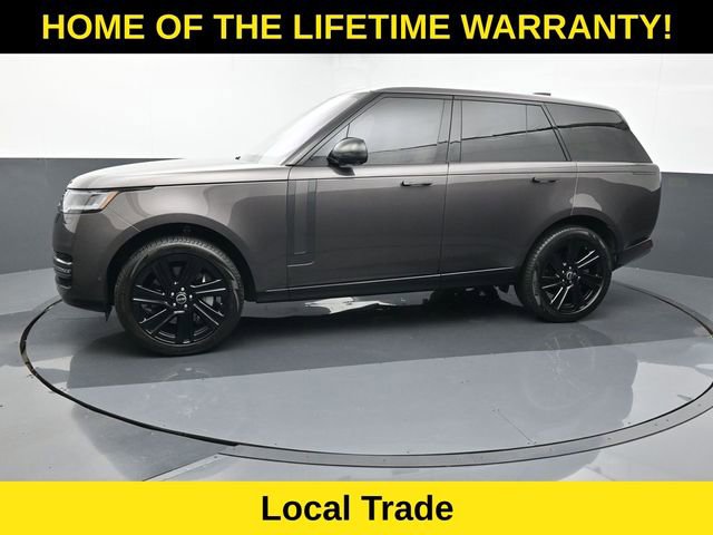 Used 2023 Land Rover Range Rover SE image 3
