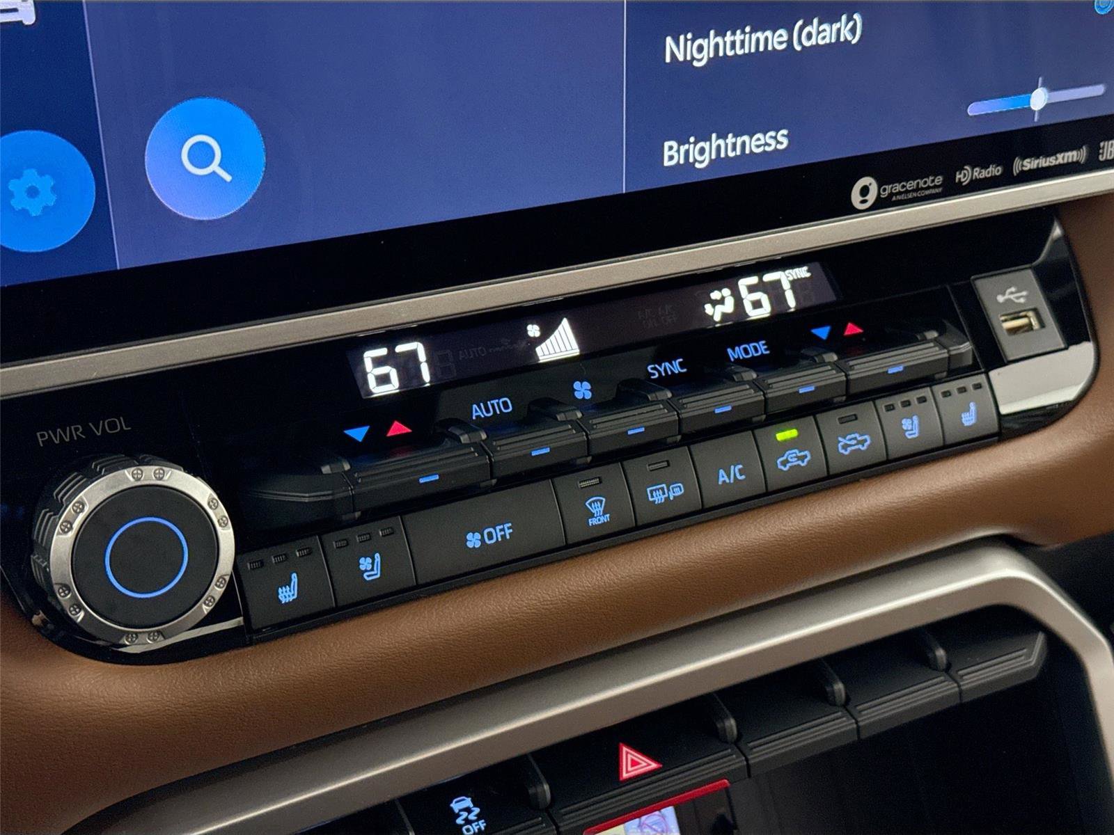 Used 2023 Toyota Tundra 1794 Edition image 27