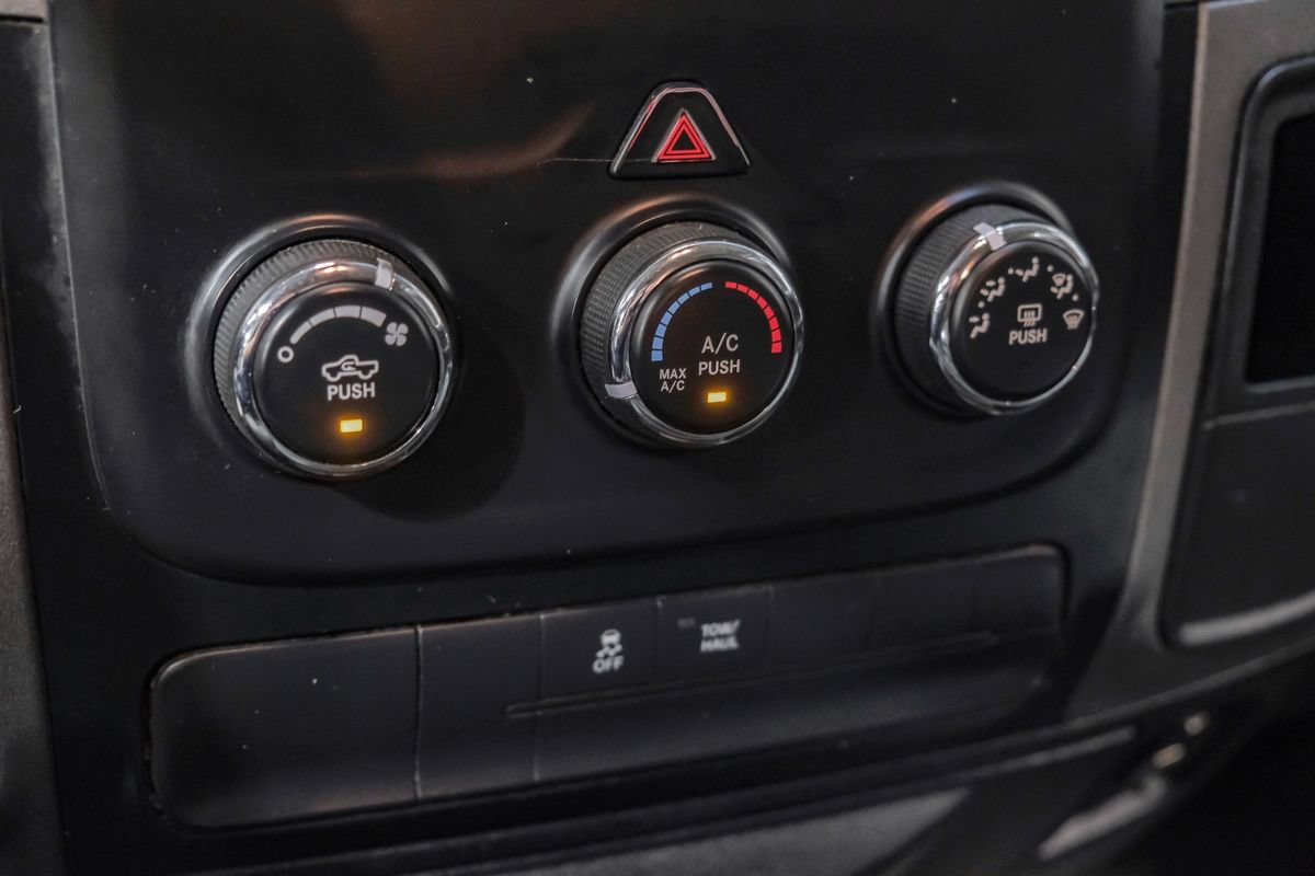 Used 2013 RAM 1500 Express RWD image 24