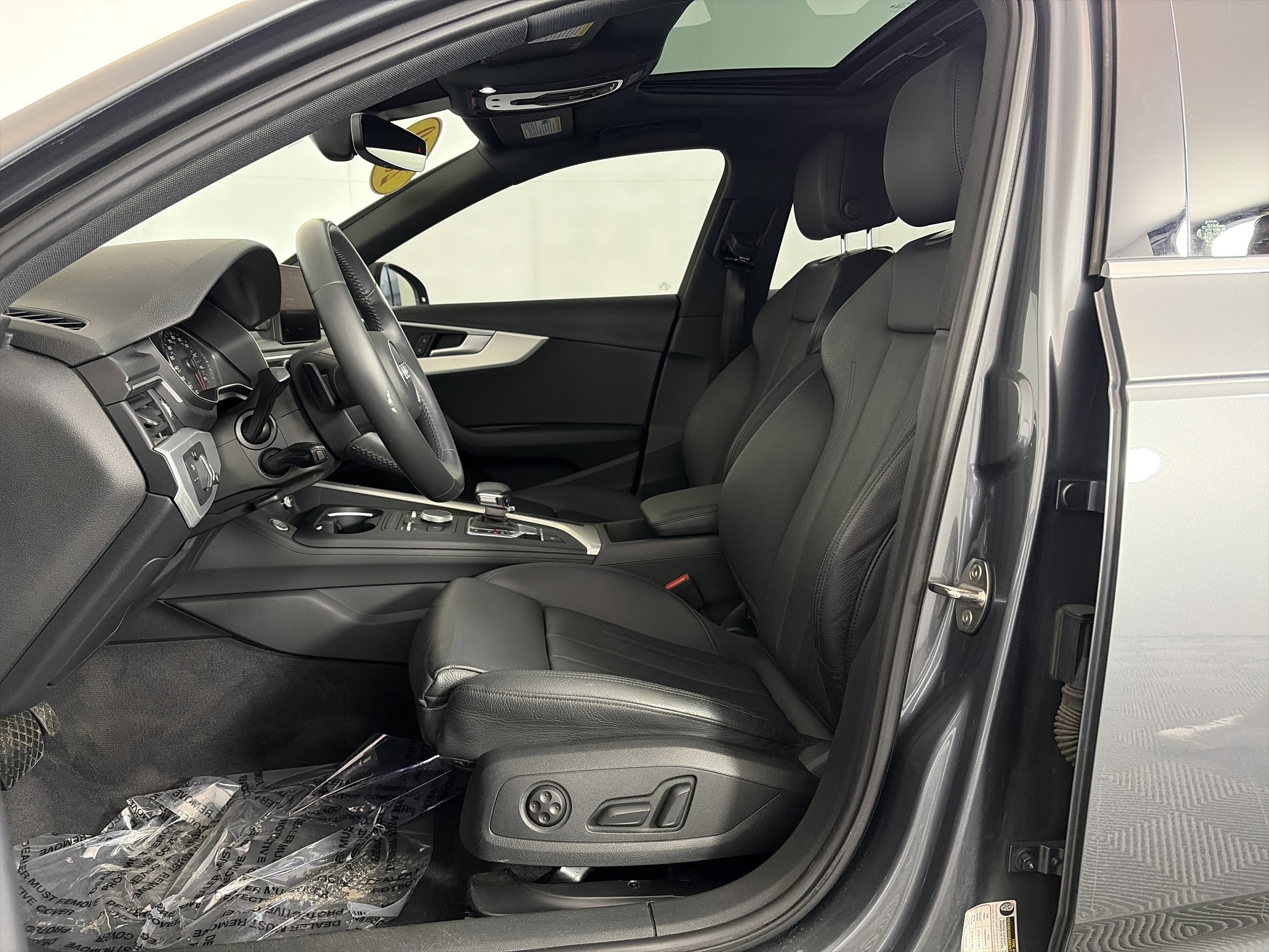 Used 2019 Audi A4 2.0T Premium w/ Convenience Package AWD/4WD image 6