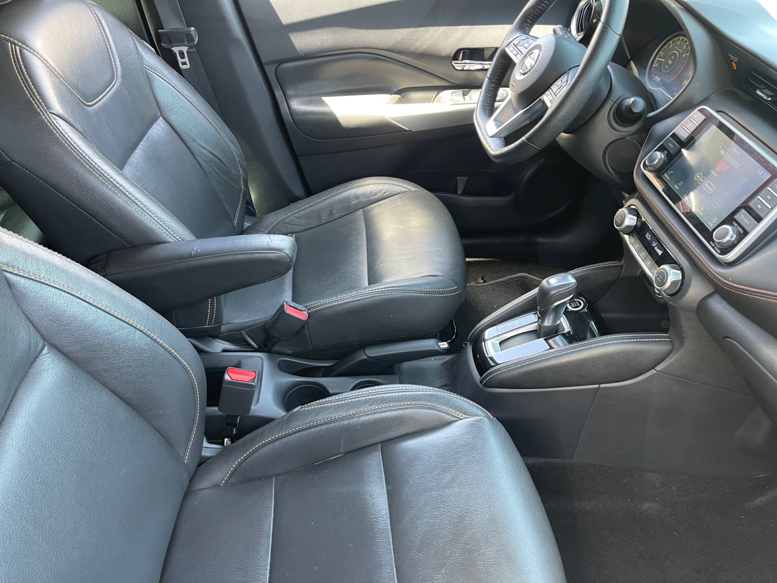 Used 2020 Nissan Kicks SR FWD image 19