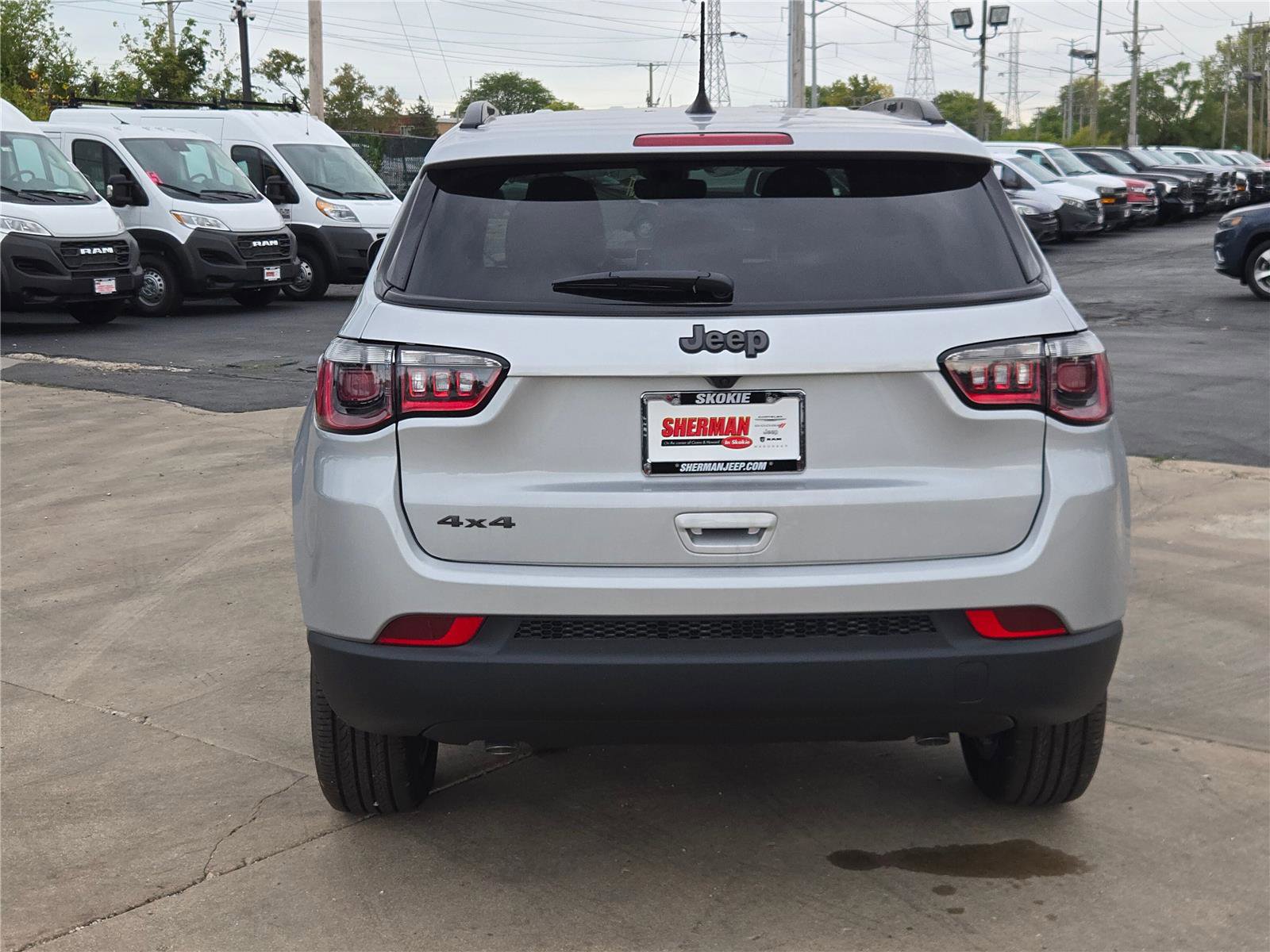 New 2026 Jeep Compass Latitude image 15