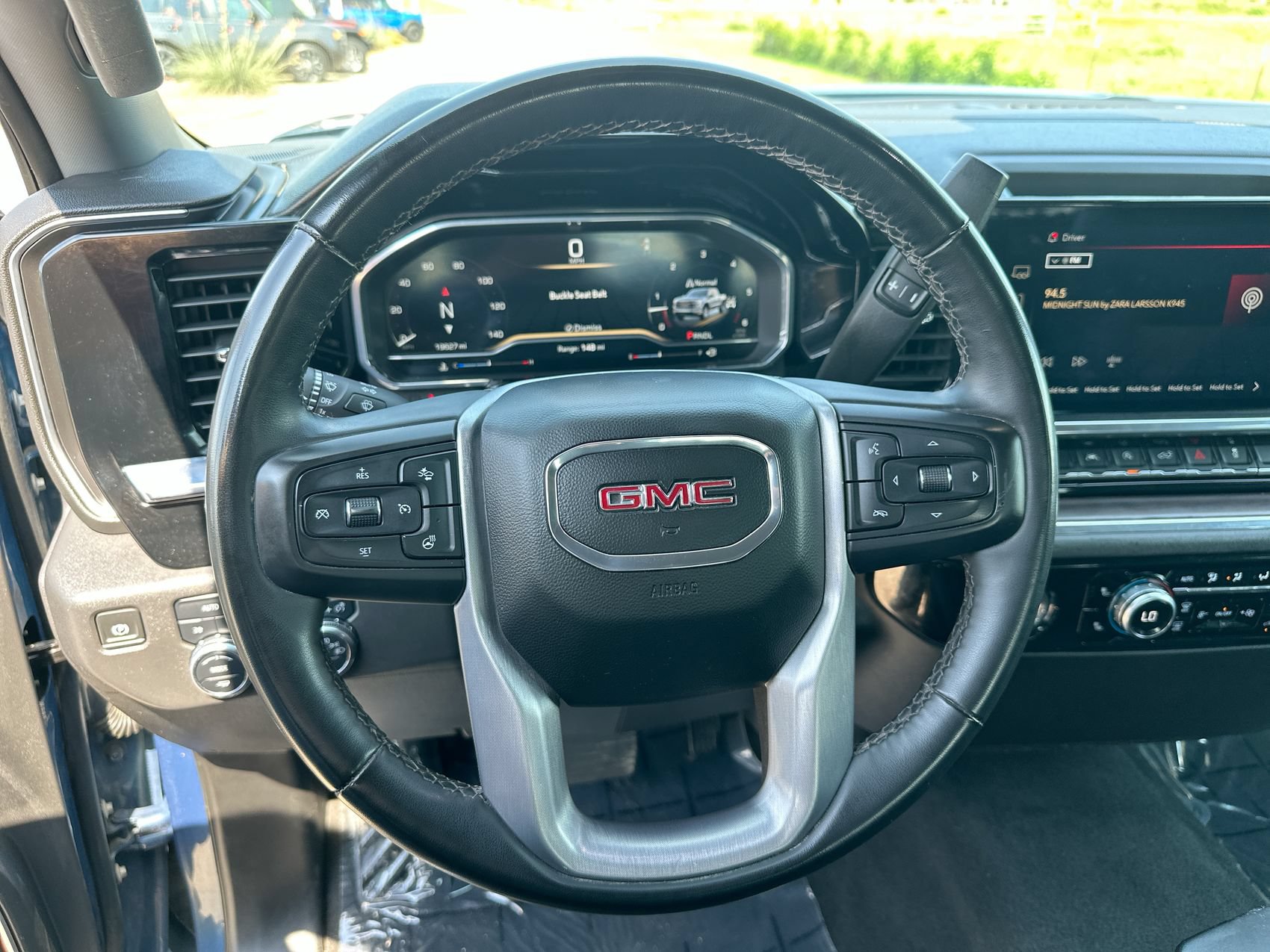 Used 2024 GMC Sierra 1500 SLT AWD/4WD image 14