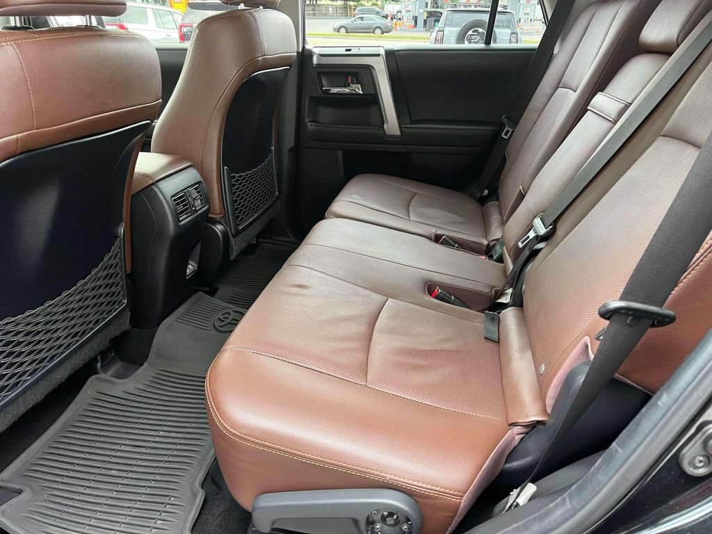 Used 2021 Toyota 4Runner Limited AWD/4WD image 16