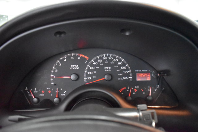 Used 2002 Chevrolet Camaro LT w/ Preferred Equipment Group 1 RWD image 14