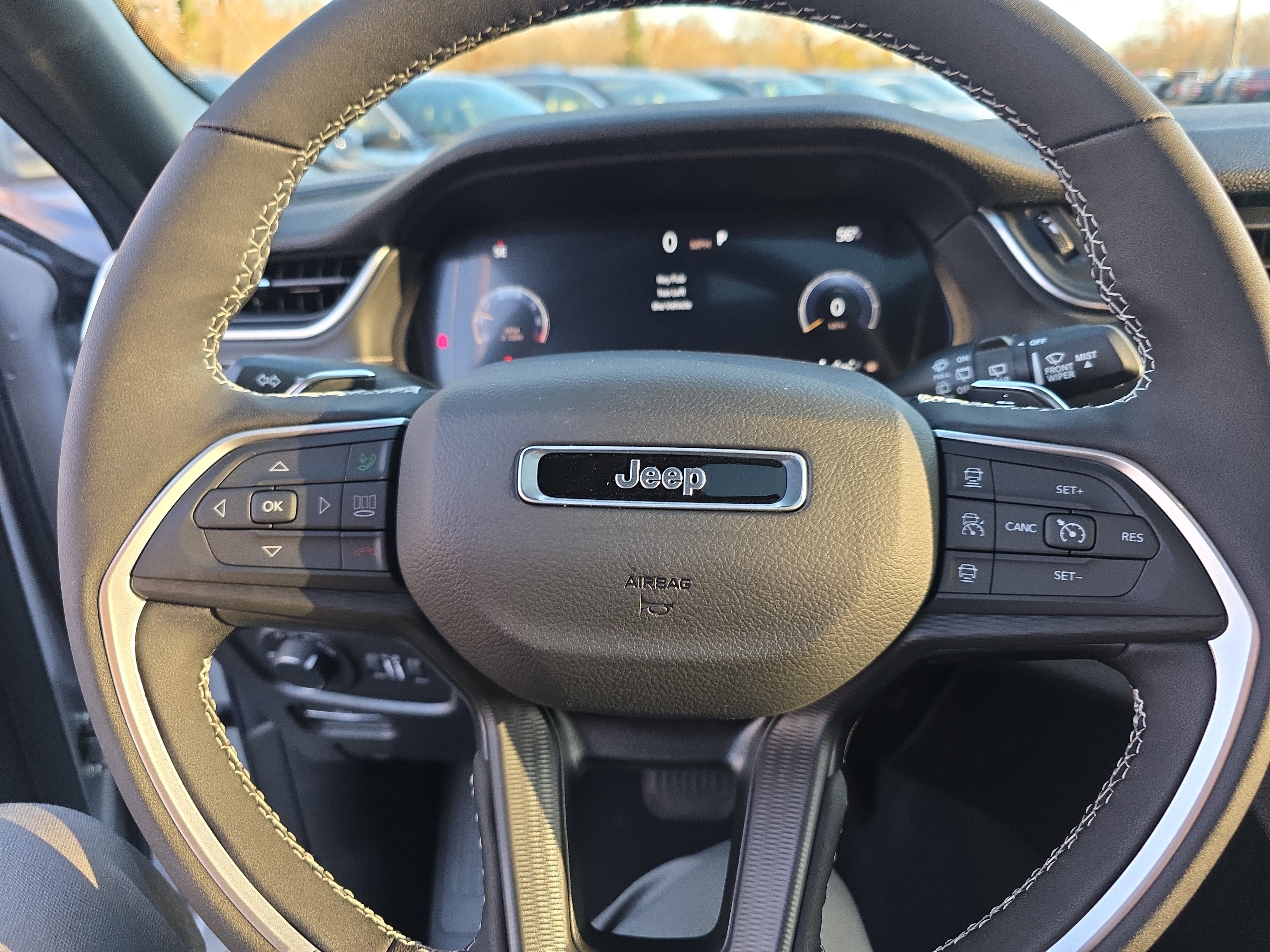 New 2025 Jeep Grand Cherokee Altitude image 8