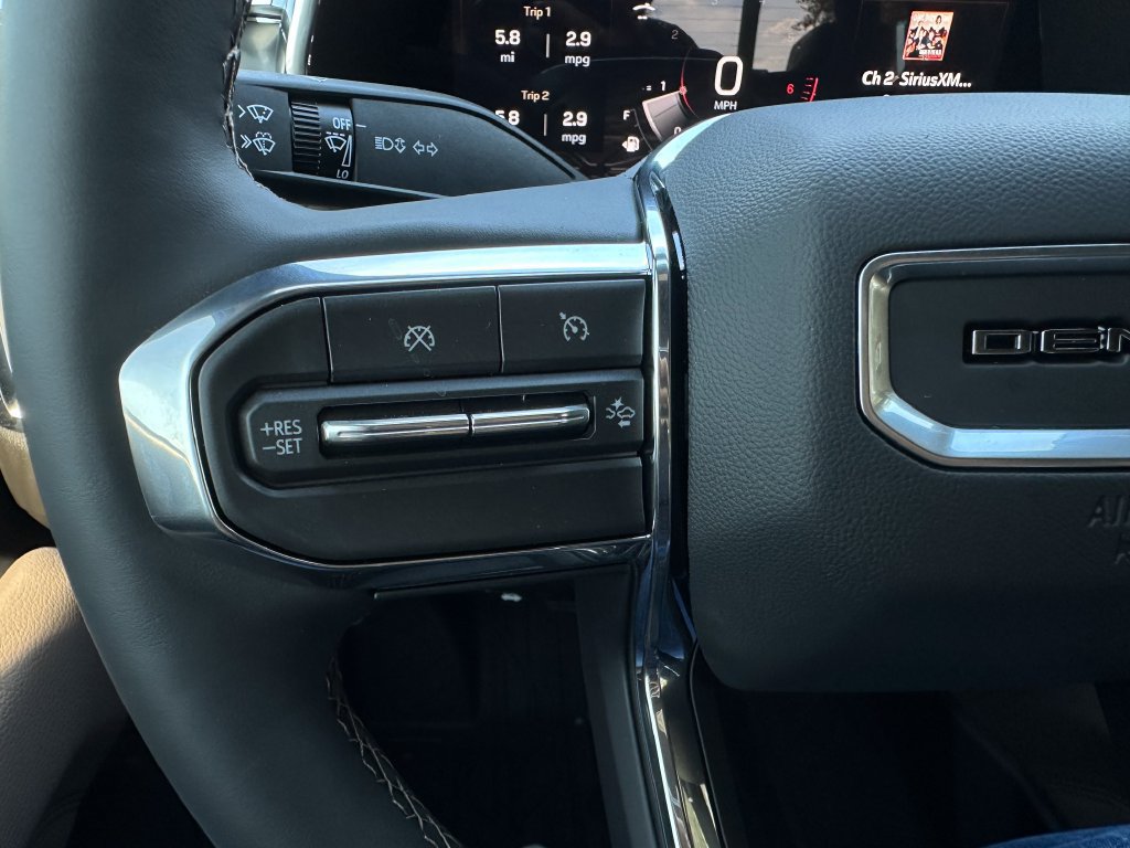 New 2026 GMC Canyon Denali AWD/4WD image 15