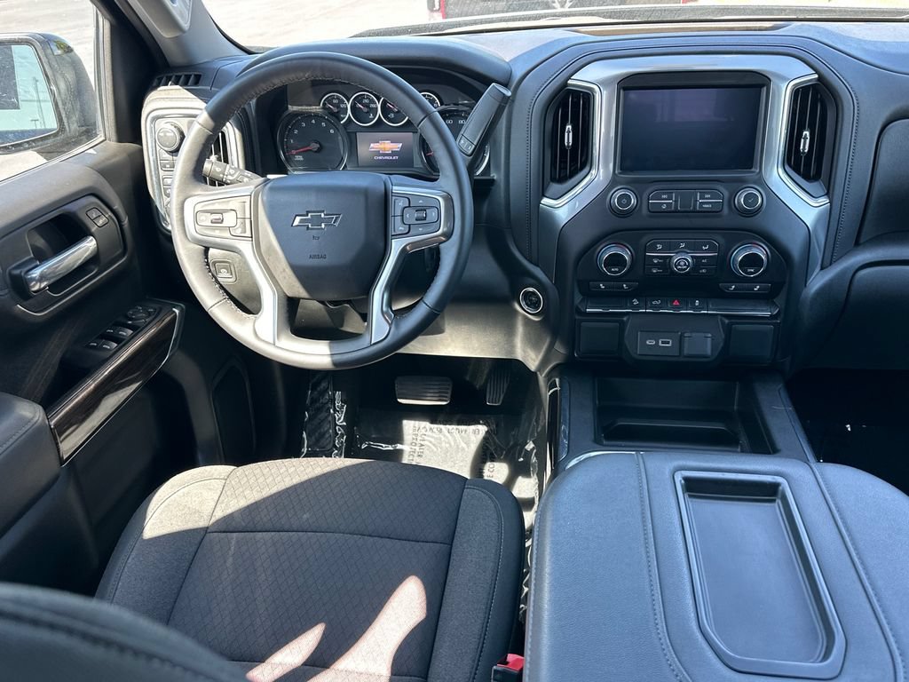 Used 2022 Chevrolet Silverado 1500 RST AWD/4WD image 16