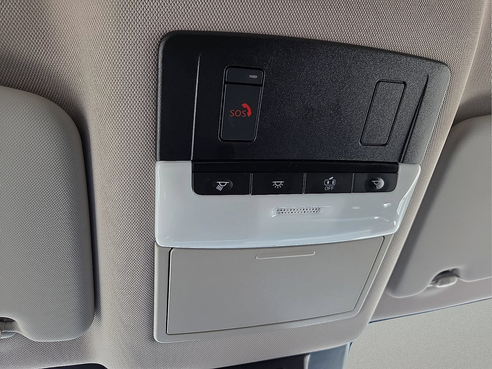 Used 2025 Nissan Rogue SV FWD image 20