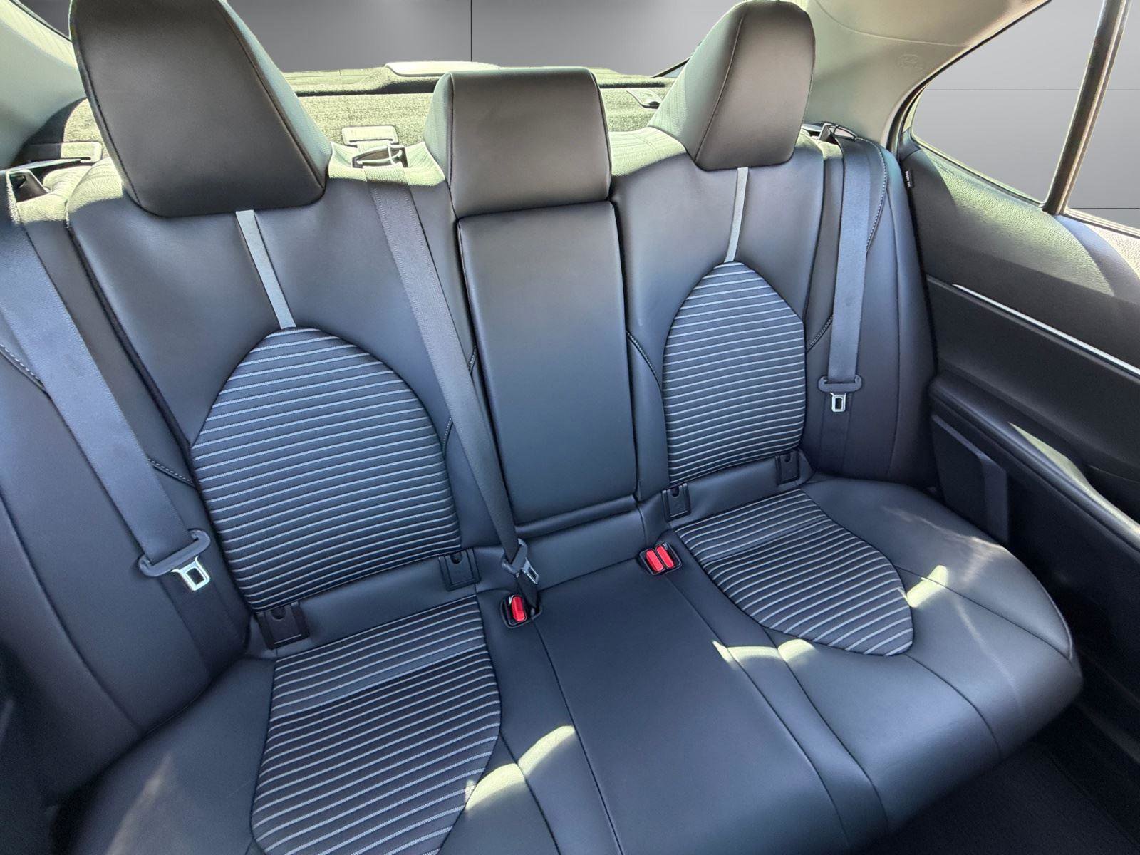 Used 2024 Toyota Camry SE w/ Convenience Package FWD image 19