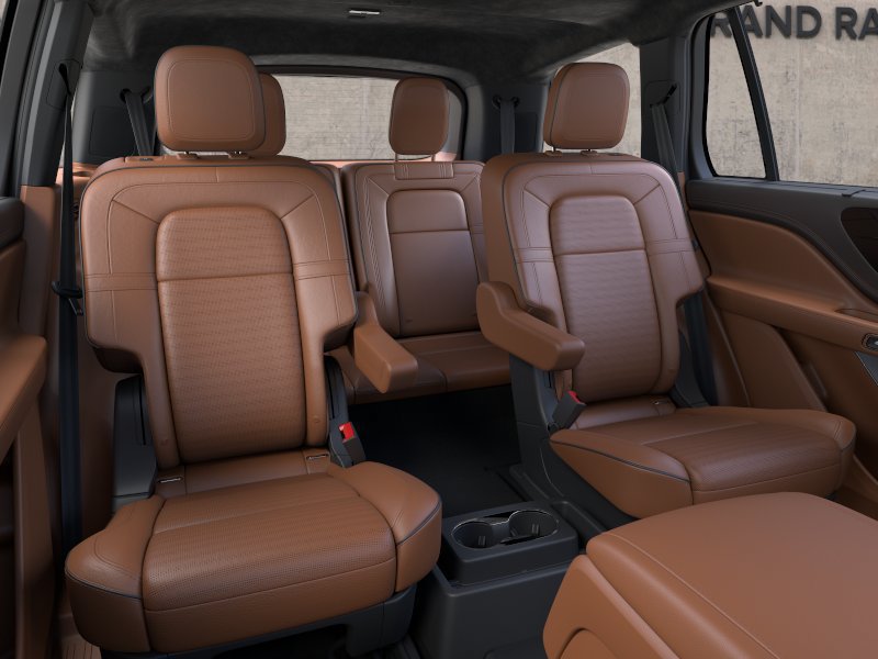 New 2026 Lincoln Aviator Black Label w/ Black Label Special Edition AWD/4WD image 11