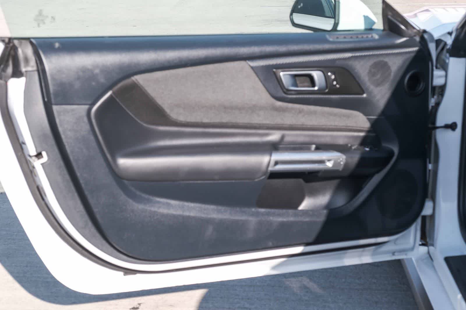 Used 2024 Ford Mustang Coupe RWD image 21