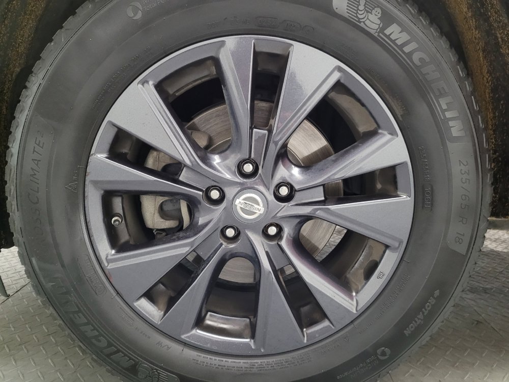 Used 2017 Nissan Murano SV w/ Premium Plus Package AWD/4WD image 31