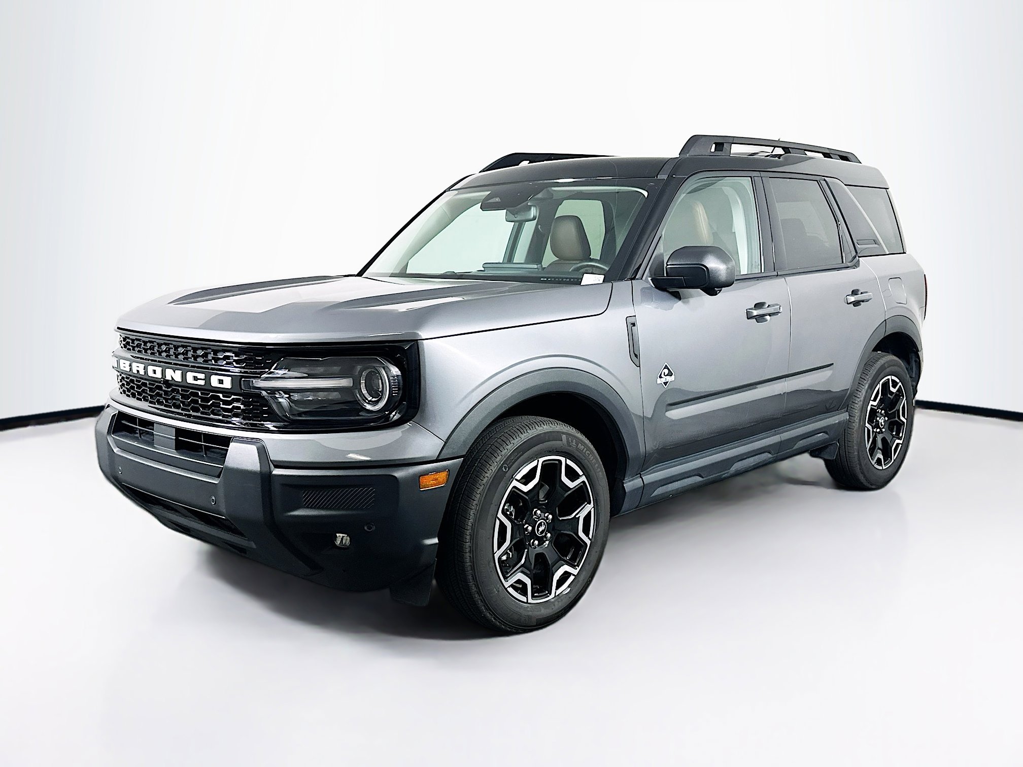 Used 2025 Ford Bronco Sport Outer Banks w/ Outer Banks Tech Package+ AWD/4WD image 3
