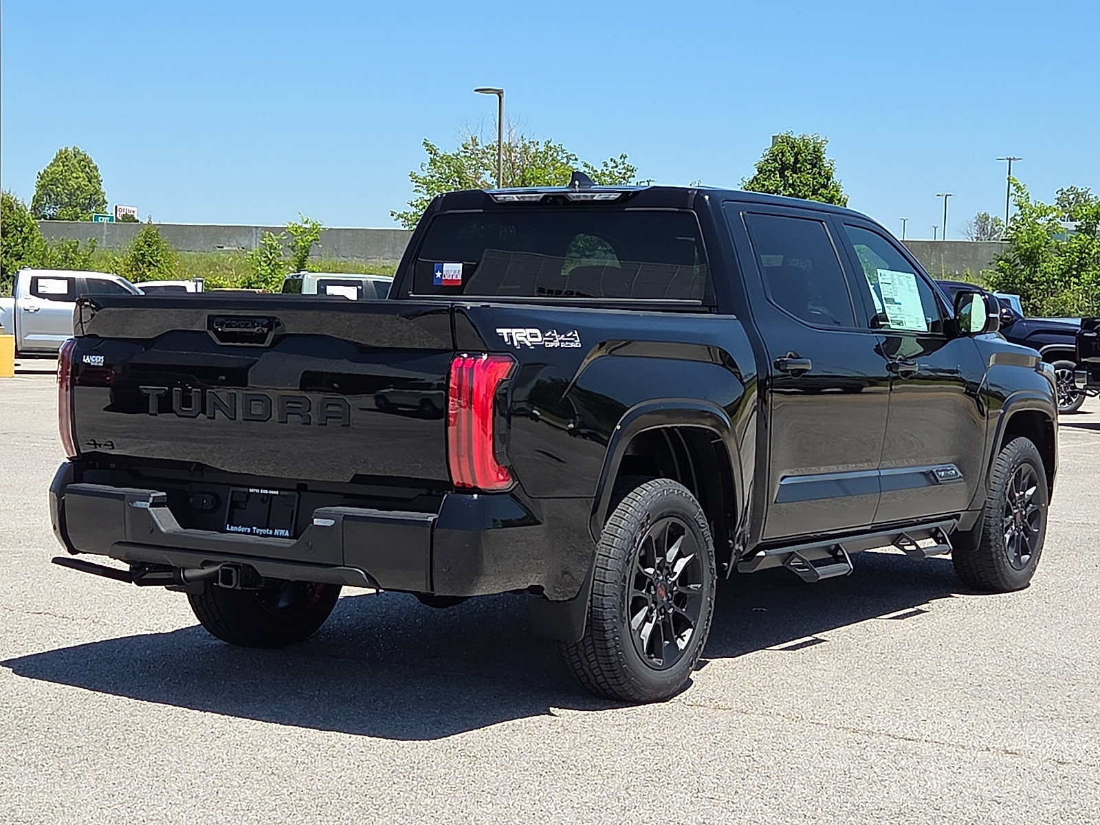 New 2026 Toyota Tundra Platinum AWD/4WD image 4