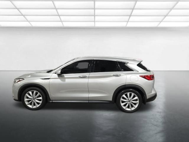 Used 2019 INFINITI QX50 Essential w/ Premium Audio Package image 8