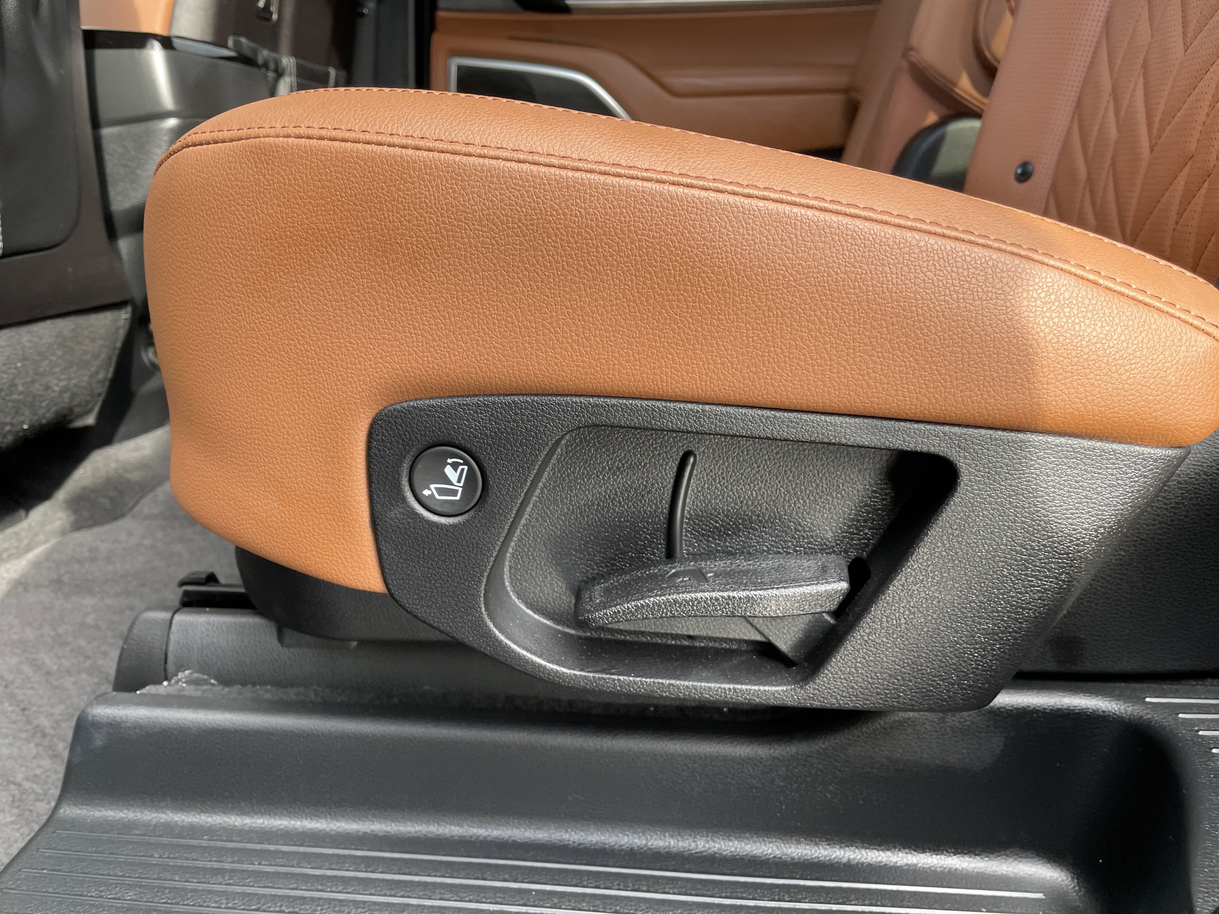 Used 2025 Kia Telluride EX X-Line image 34