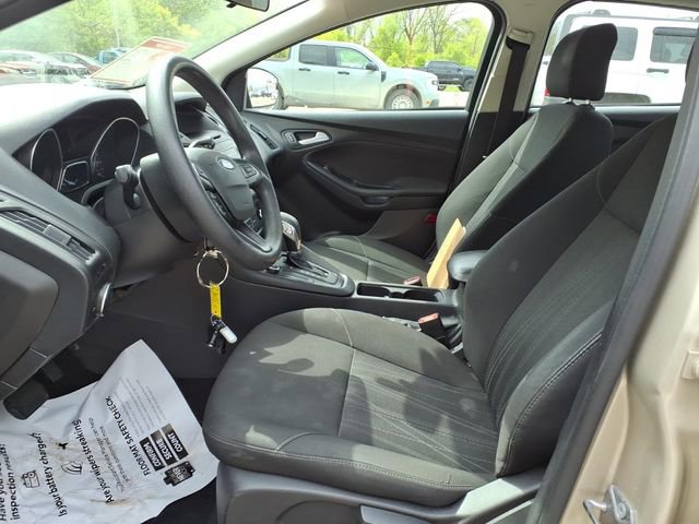 Used 2017 Ford Focus SE FWD image 17