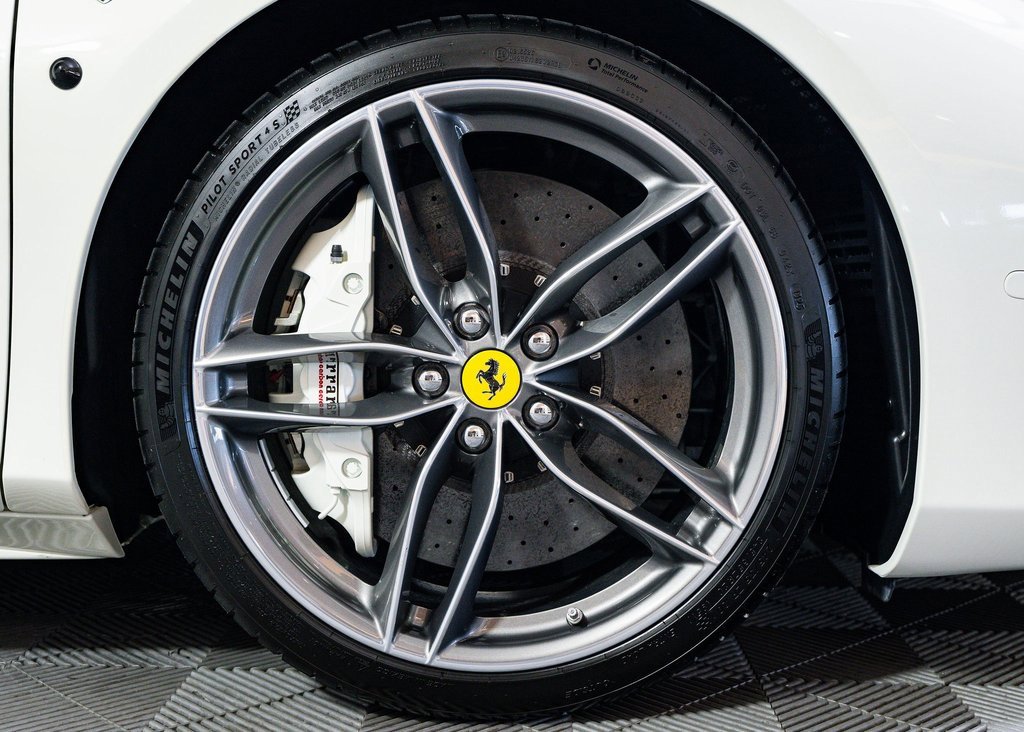 Certified 2018 Ferrari 488 GTB image 8