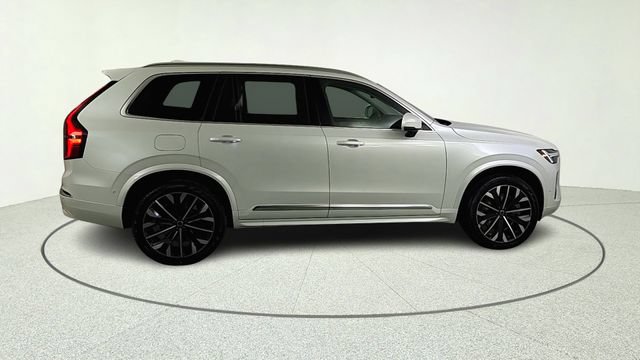 New 2026 Volvo XC90 T8 Plus w/ Protection Package AWD/4WD image 8