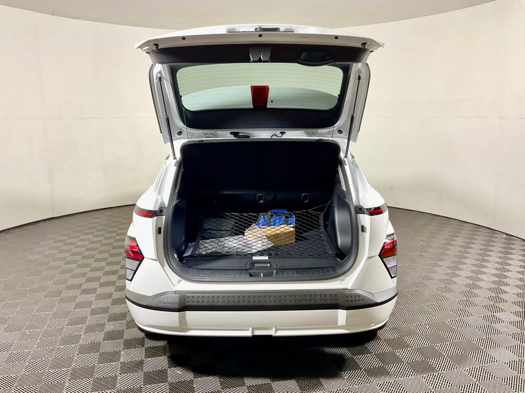 New 2025 Hyundai Kona SEL image 13
