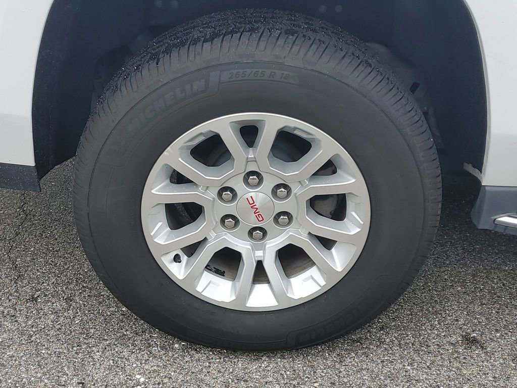 Used 2019 GMC Yukon XL SLT image 8