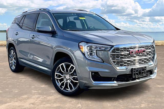 Used 2023 GMC Terrain Denali w/ Denali Premium Package