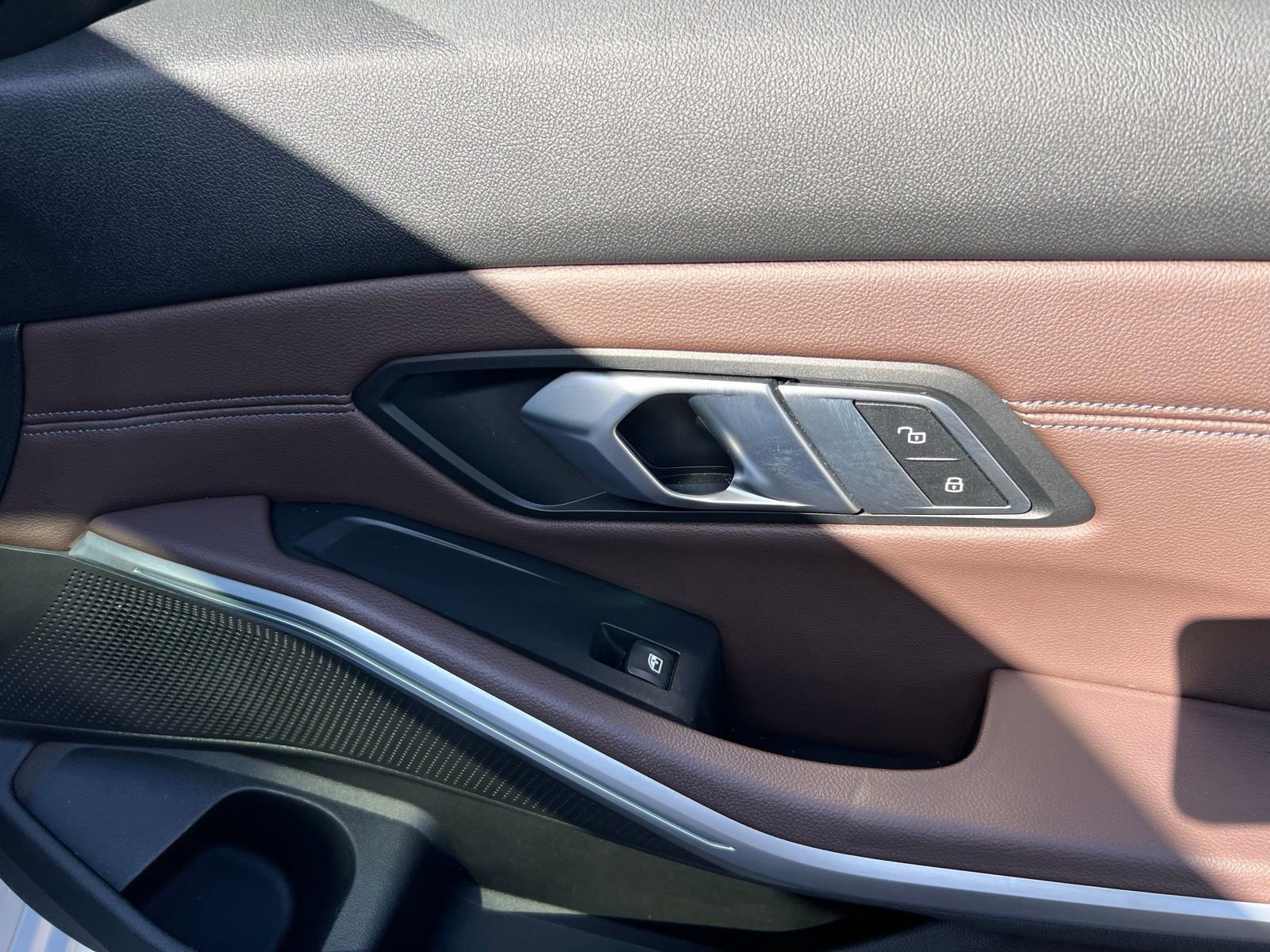 Used 2021 BMW 330e w/ Premium Package image 53