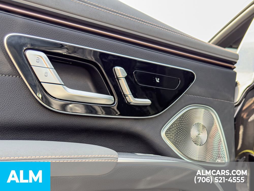Used 2024 Mercedes-Benz EQS 580 4MATIC Sedan w/ Winter Package image 18