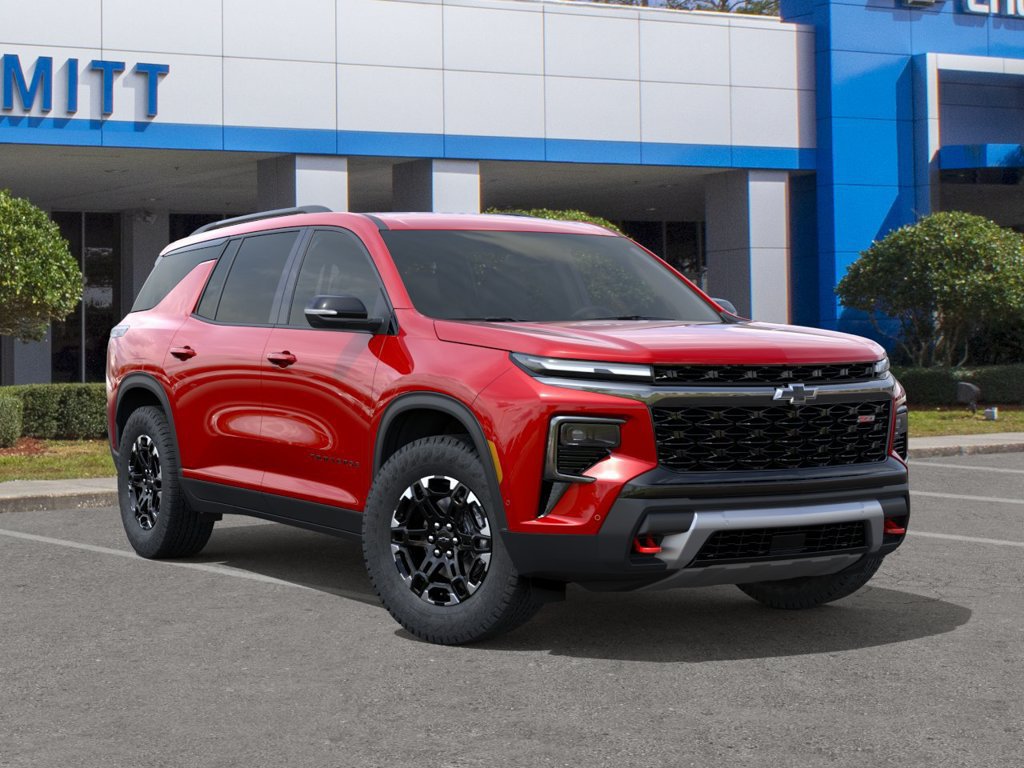 New 2027 Chevrolet Traverse Z71 w/ Enhanced Driving Package AWD/4WD image 7