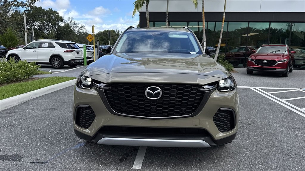 New 2025 MAZDA CX-70 Plug-In Hybrid w/ Premium Pkg image 30