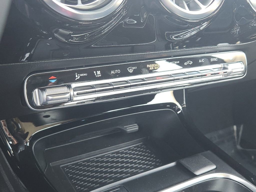 New 2025 Mercedes-Benz CLA 250 4MATIC image 23