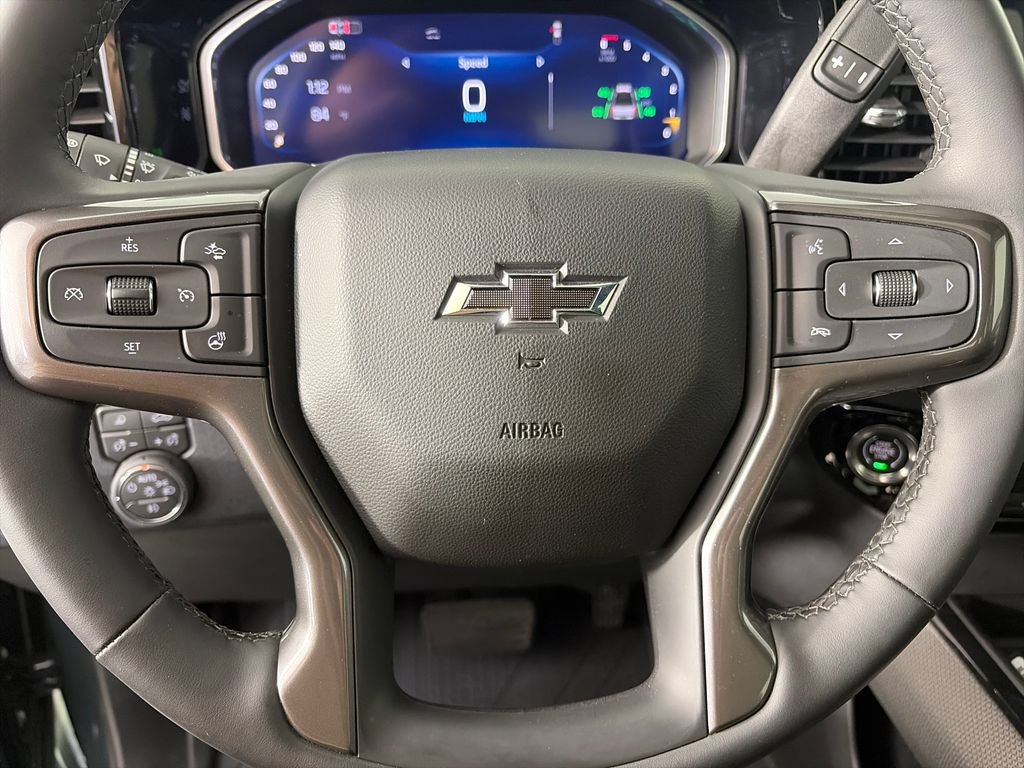 Used 2026 Chevrolet Silverado 2500 ZR2 w/ LPO, Dark Essentials Package AWD/4WD image 16