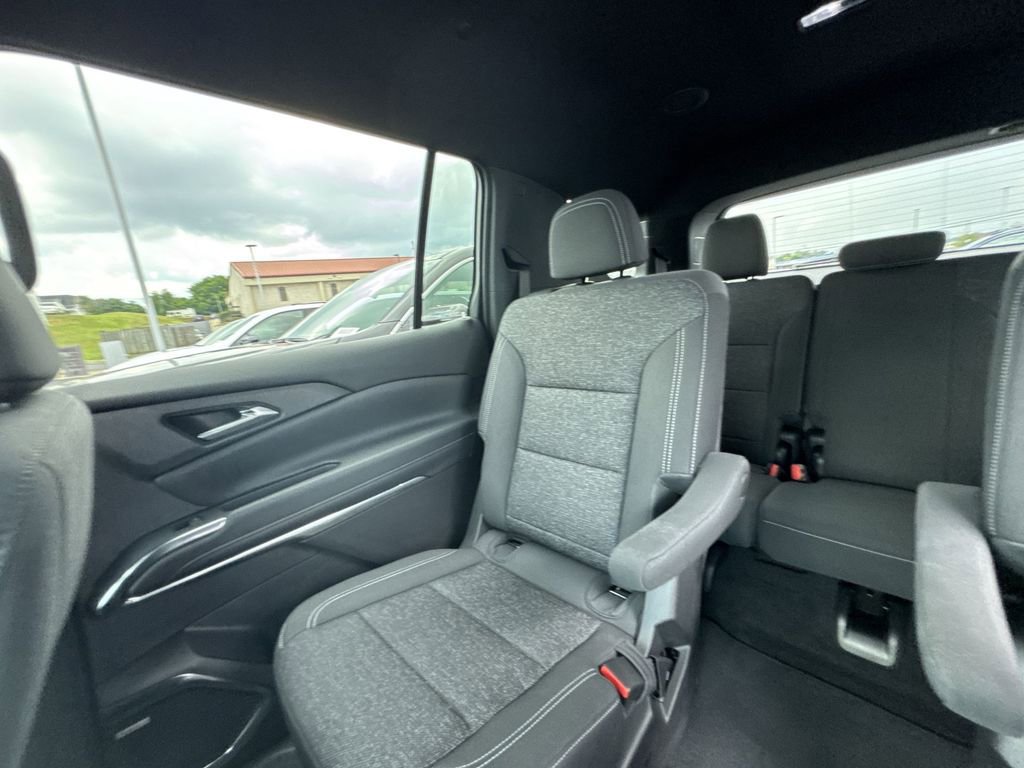 New 2025 Chevrolet Traverse LT w/ Enhanced Driving Package image 12