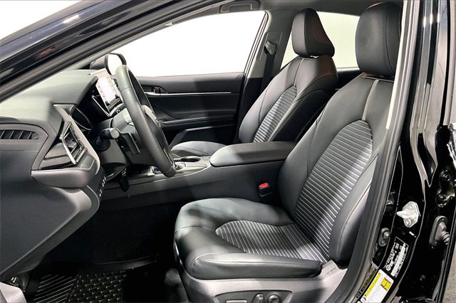 Used 2024 Toyota Camry SE image 22