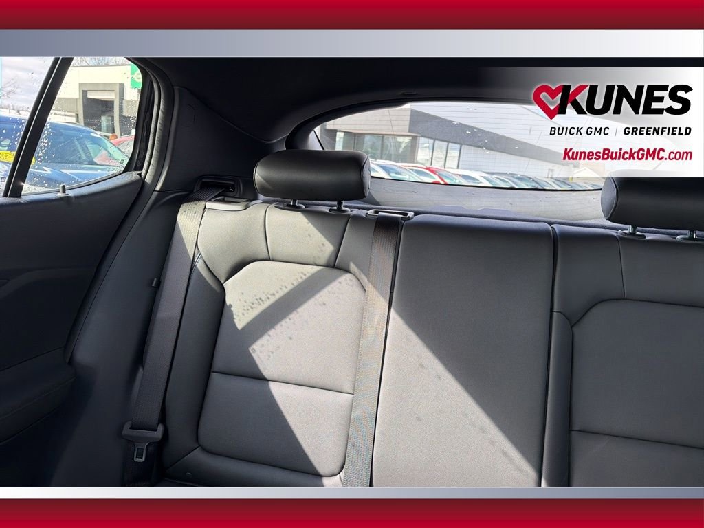 New 2026 Buick Envista Sport Touring image 35