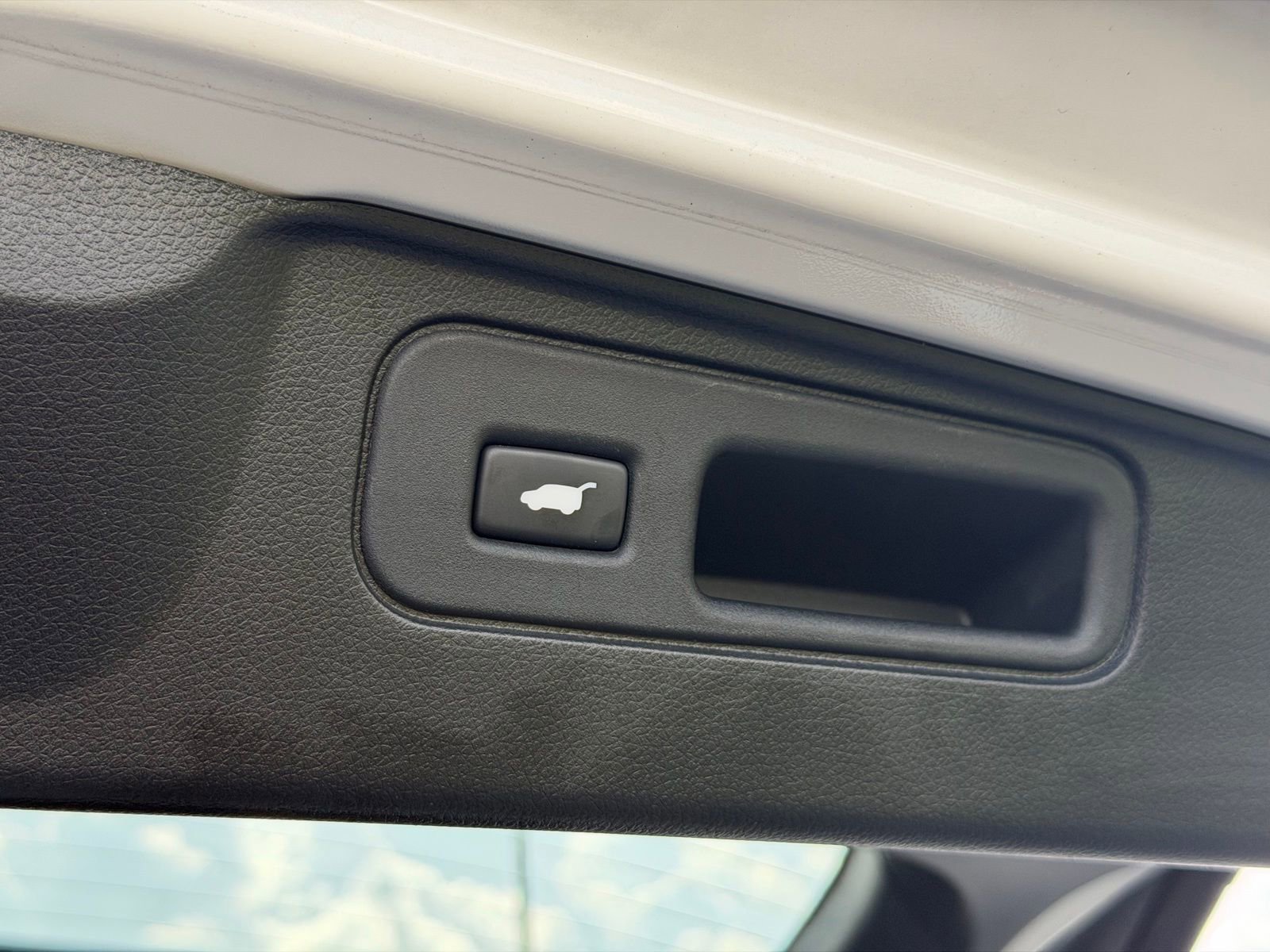 Used 2023 Honda Passport EX-L image 34