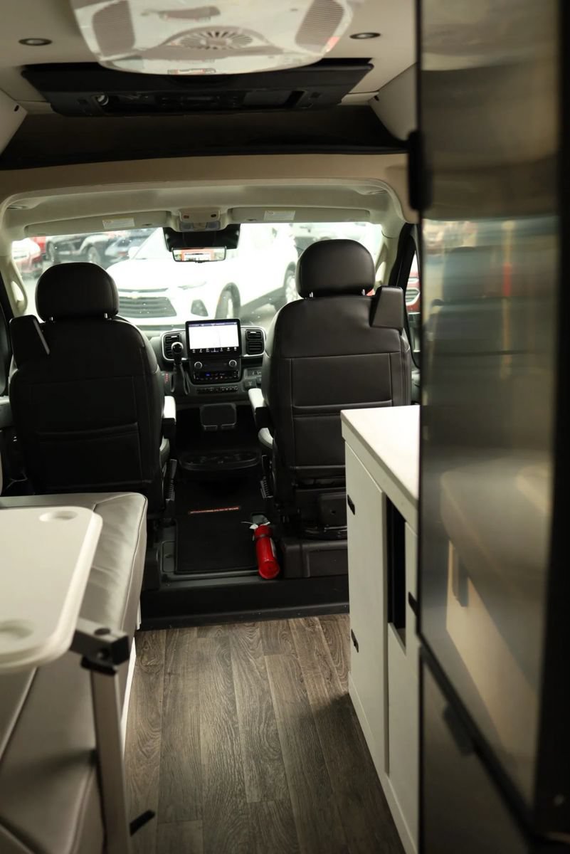 Used 2024 RAM ProMaster 3500 w/ Leather Interior Group FWD image 62