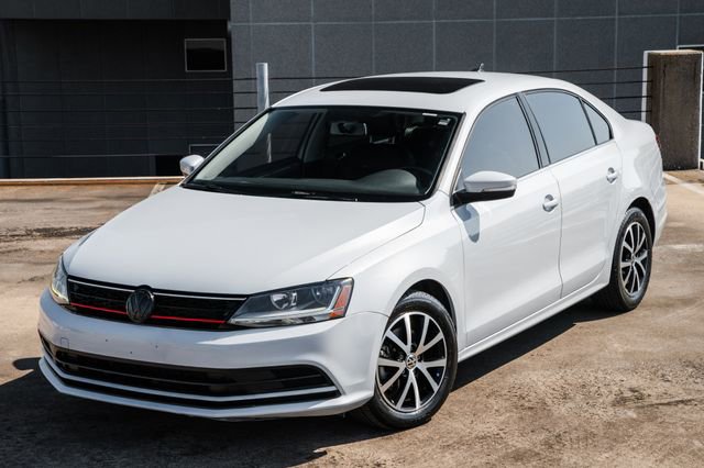 Used 2017 Volkswagen Jetta SE image 39