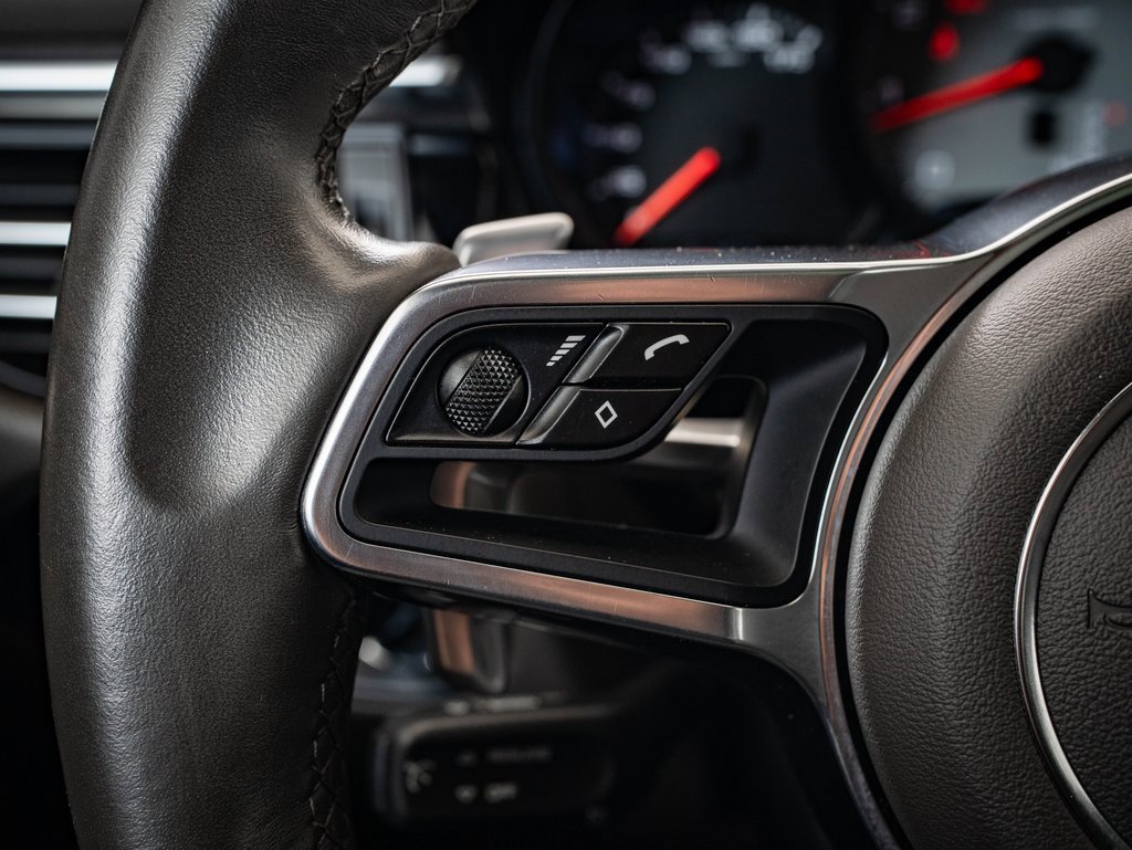 Used 2019 Porsche Macan S image 30