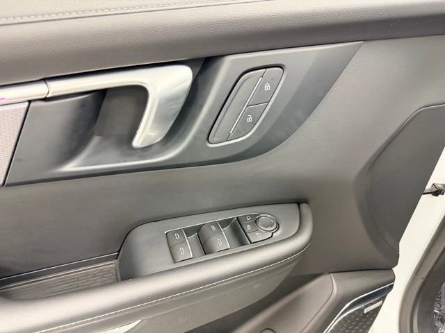 Certified 2025 Buick Enclave Sport Touring image 21