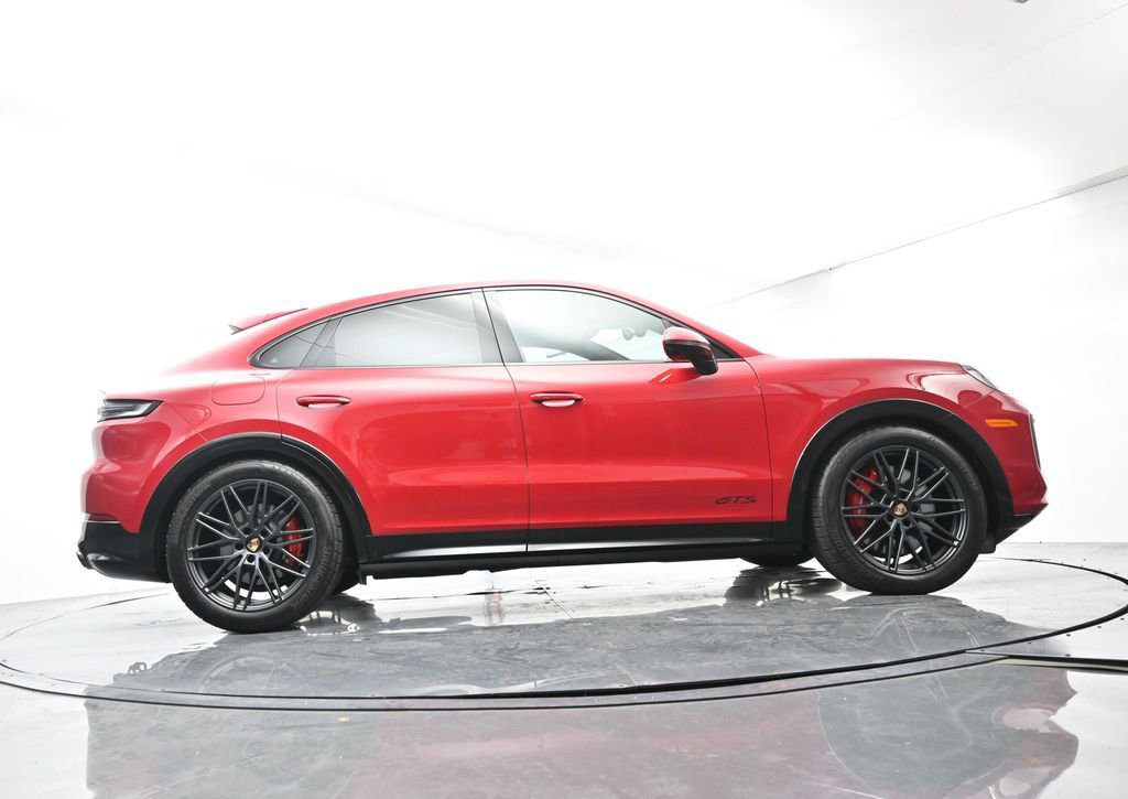 Certified 2026 Porsche Cayenne GTS AWD/4WD image 54