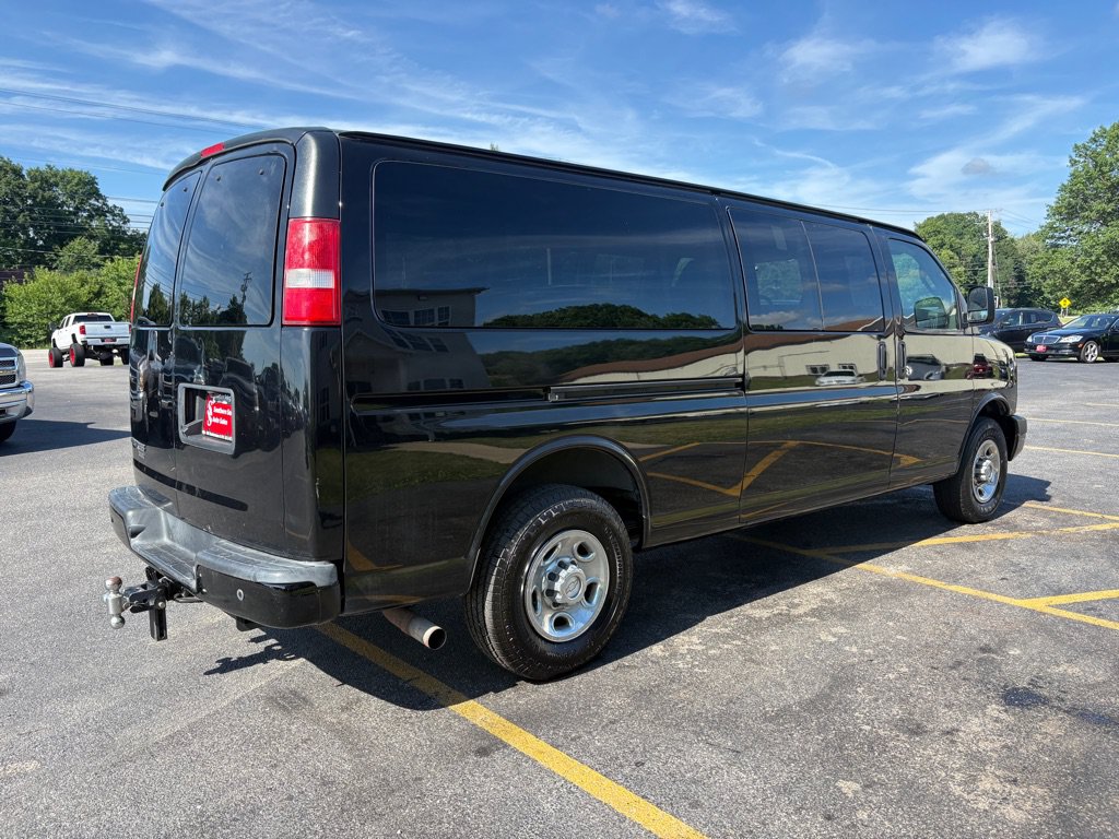 Used 2016 Chevrolet Express 3500 LS RWD image 6