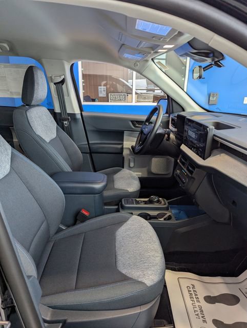 Used 2025 Ford Maverick XLT image 12