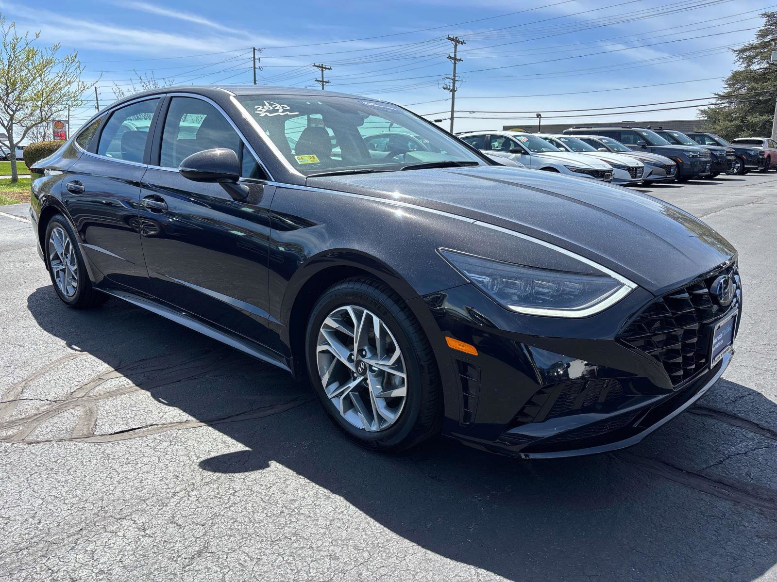 Certified 2023 Hyundai Sonata SEL w/ Preferred Accessory Package FWD image 6