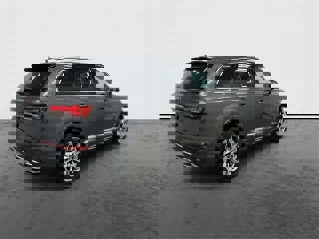 Used 2024 Audi Q7 3.0T Premium Plus image 4