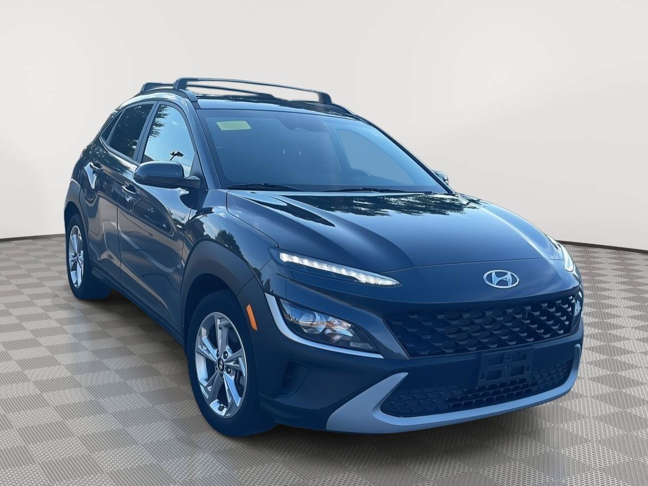 Certified 2023 Hyundai Kona SEL w/ Convenience Package AWD/4WD image 3